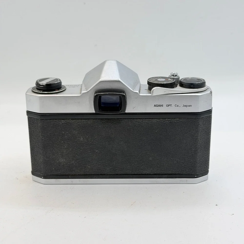 Asahi Pentax Spotmatic SP 35mm SLR Film Camera Body Silver Black Vintage Japan
